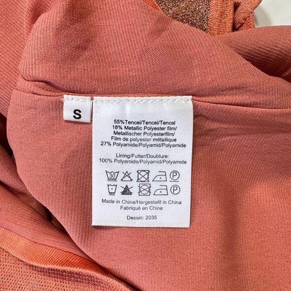 NWT Baum Und Pferdgarten Sleeveless V-Neck Knitted Chandra Top Peach Lurex Small - Picture 8 of 8